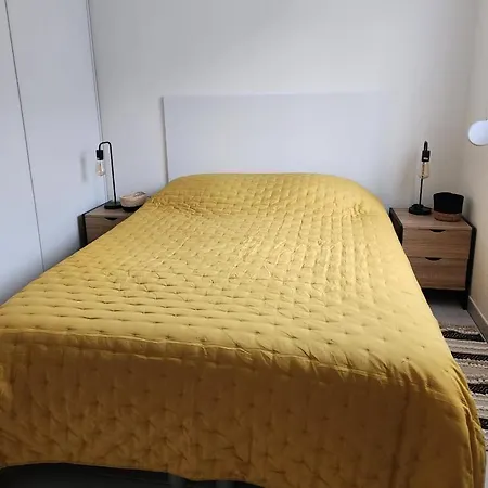 Pretty 80m With Terrace - Quiet Ντοβίλ